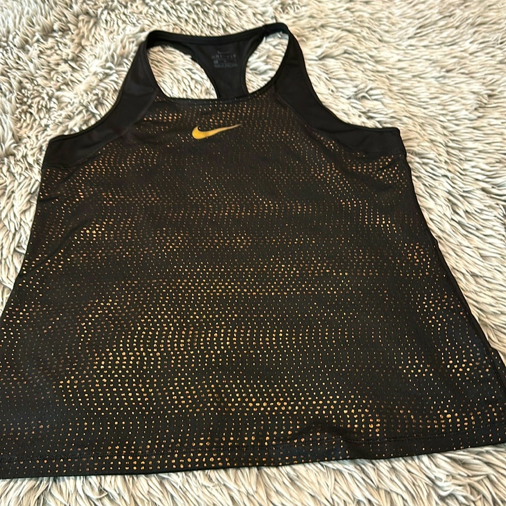 Nike 🖤 Dry-fit tank